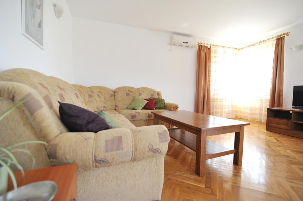 Villa Luna With Seaview 佩特坎内 外观 照片