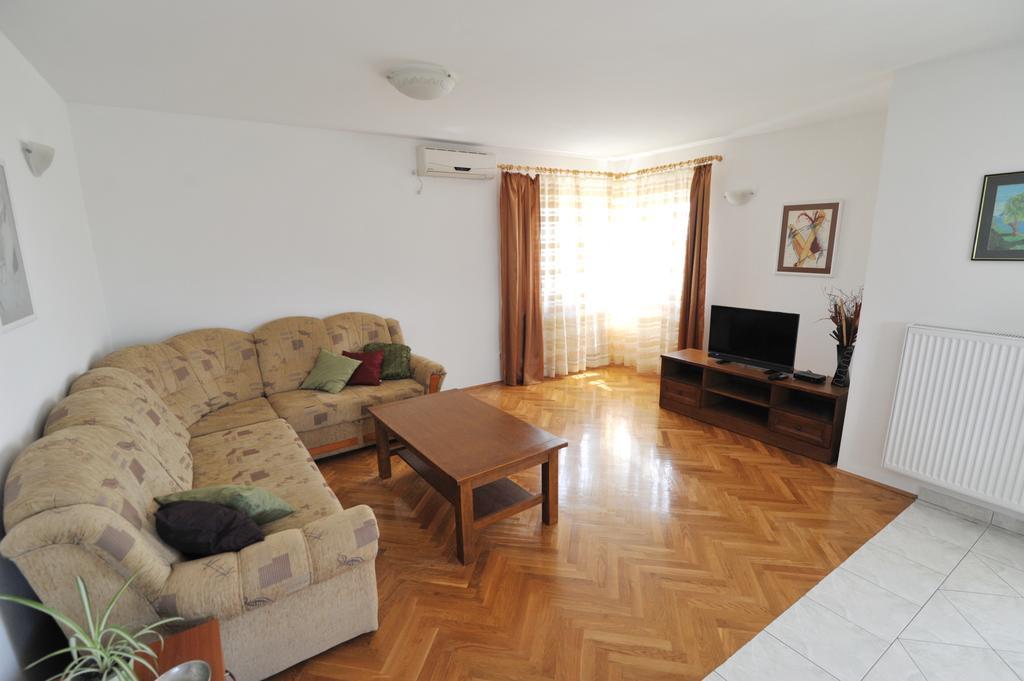 Villa Luna With Seaview 佩特坎内 外观 照片