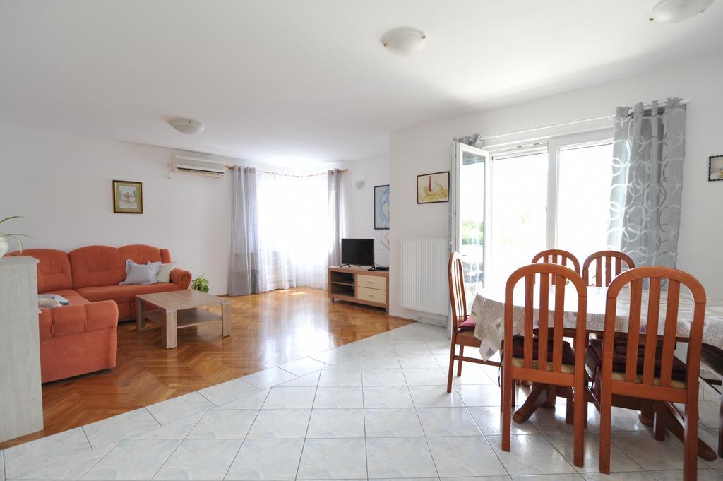 Villa Luna With Seaview 佩特坎内 外观 照片